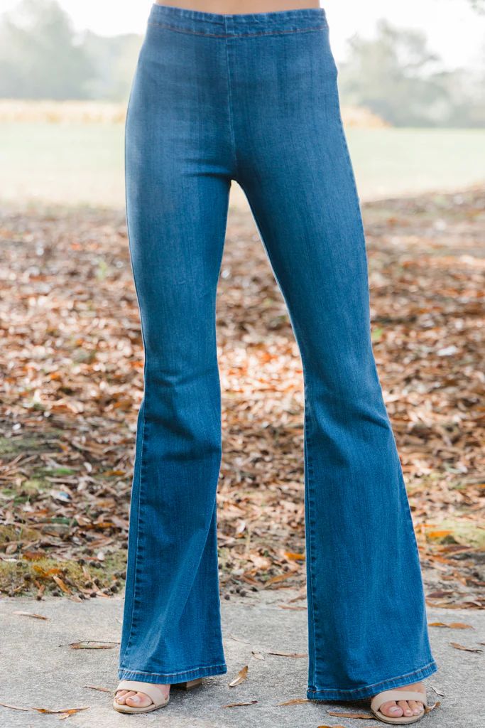Go Have A Good Time Medium Wash Flare Jeggings | The Mint Julep Boutique