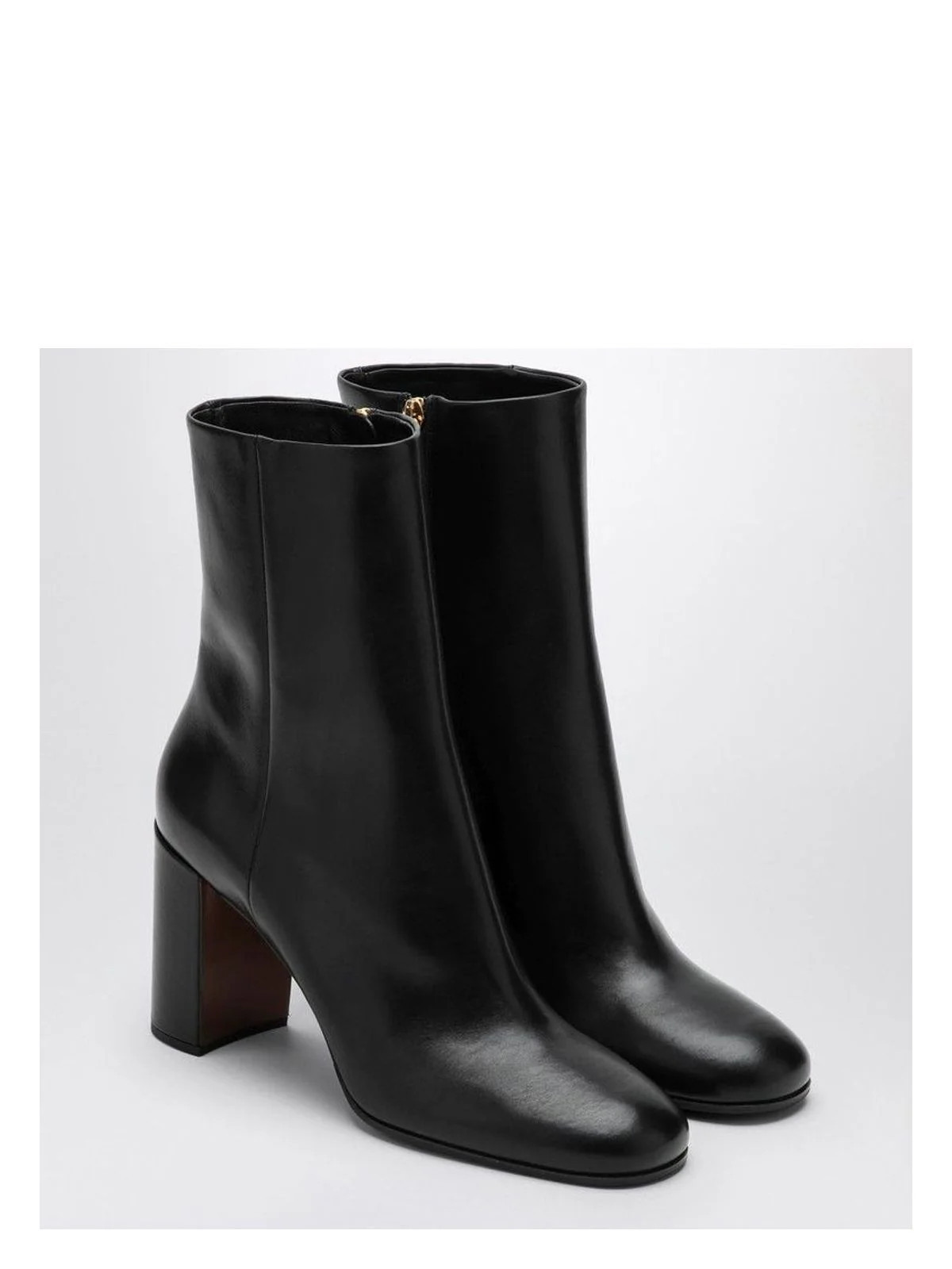 Prada Women's Leather Boot in Black | Size 39 | 1T631N085070 | LOZURI