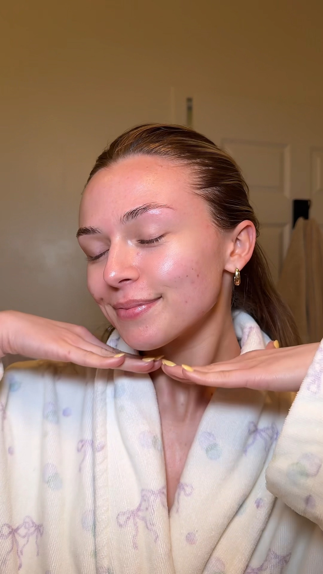 My night time skincare routine that helped me clear my acne! 