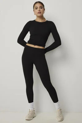 Seamless Ribbed Leggings | Ardene