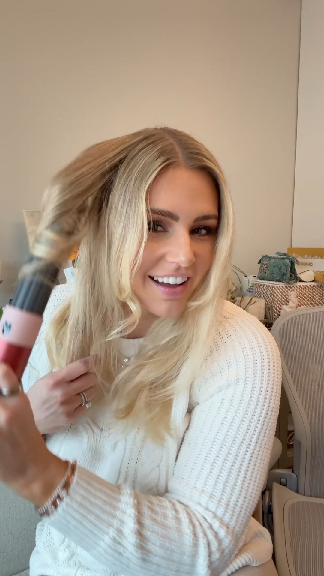 Real time Dyson touch up shot with my new gimbal! 

#LTKStyleTip #LTKWatchNow #LTKBeauty