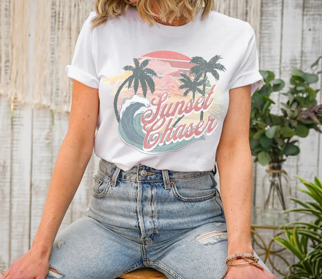 Sunset Chaser Shirt, Tropical Sunset Shirt, Cute Beach Shirt For Women, Beach T-Shirt, Retro Summ... | Etsy (US)
