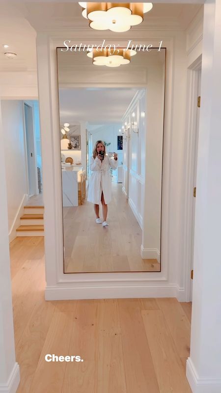 Love this large mirror in my hallway ✨


#LTKHome
