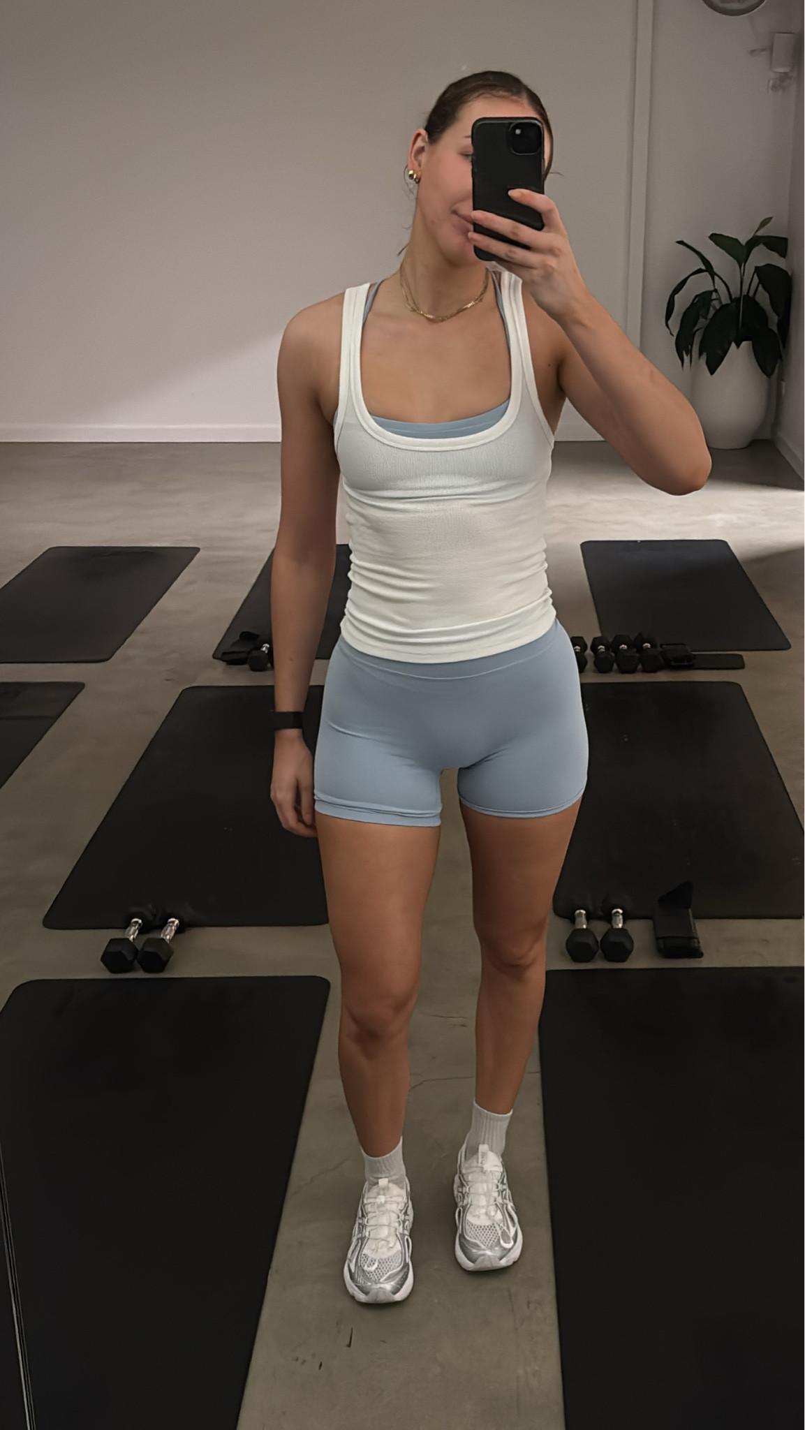 active look… this exact tank is from Cleo Harper but I’ve linked similar xx

#LTKFashionMonth #LTKfitness #LTKshoes
