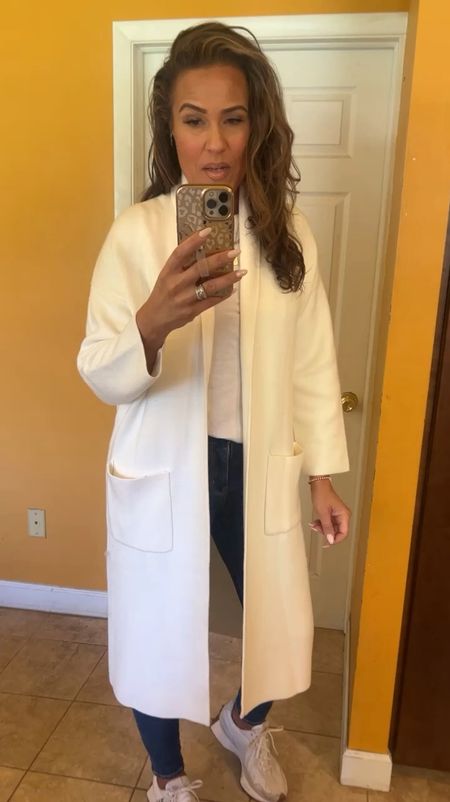 I love this coat for Spring and transitioning into Fall, it’s budget friendly but looks expensive, I’m 5’10” and I’m wearing the size small. I love it and own it in multiple colors. I wear this to school drop off regularly, Spring outfit, casual outfit, mom style, coatigan, #LaidbackLuxeLife

Coat: S
Top: S
Jeans: 8 Long
Sneakers: Run TTS (mine are sold out so linked another neutral option)

Follow me for more fashion finds, beauty faves, lifestyle, home decor, sales and more! So glad you’re here!! XO, Karma

#LTKFindsUnder100 #LTKStyleTip #LTKSeasonal