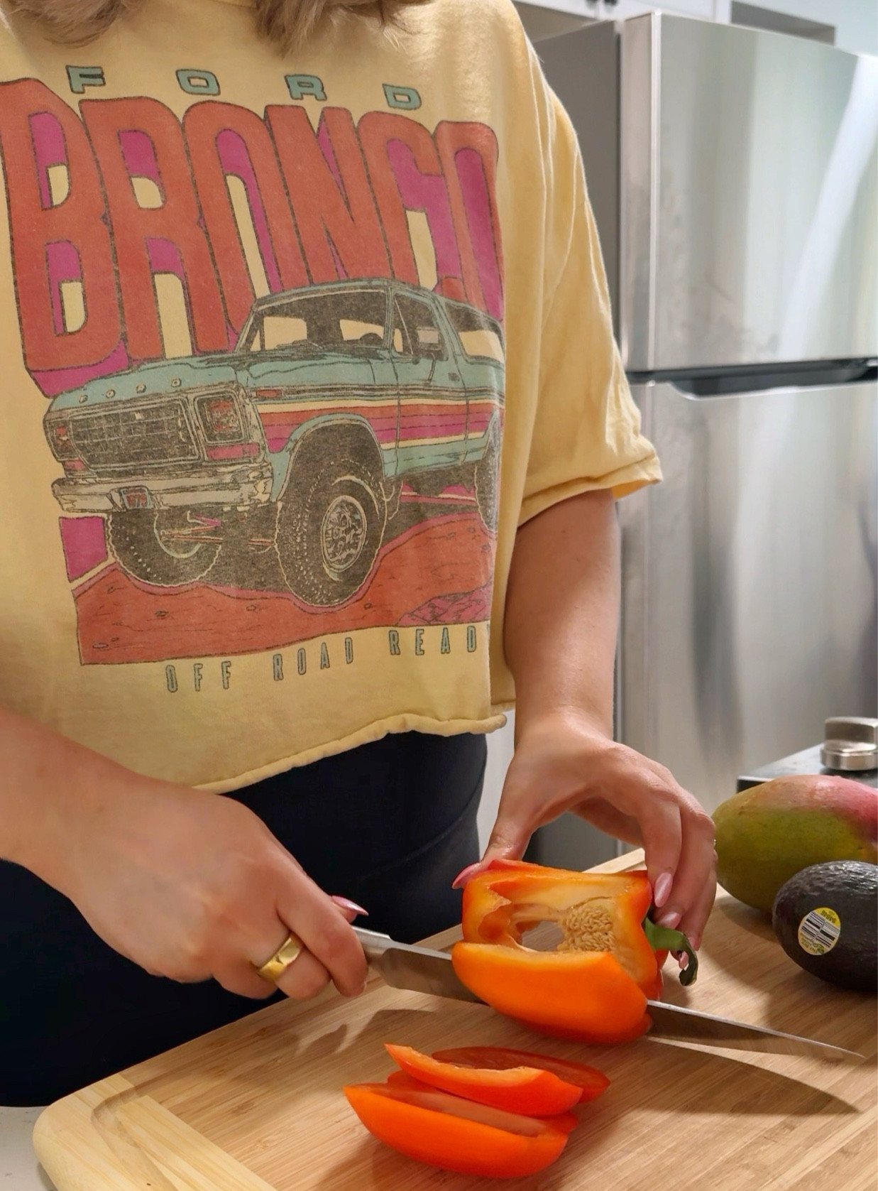 Bronco cropped tee wearing size XL! 