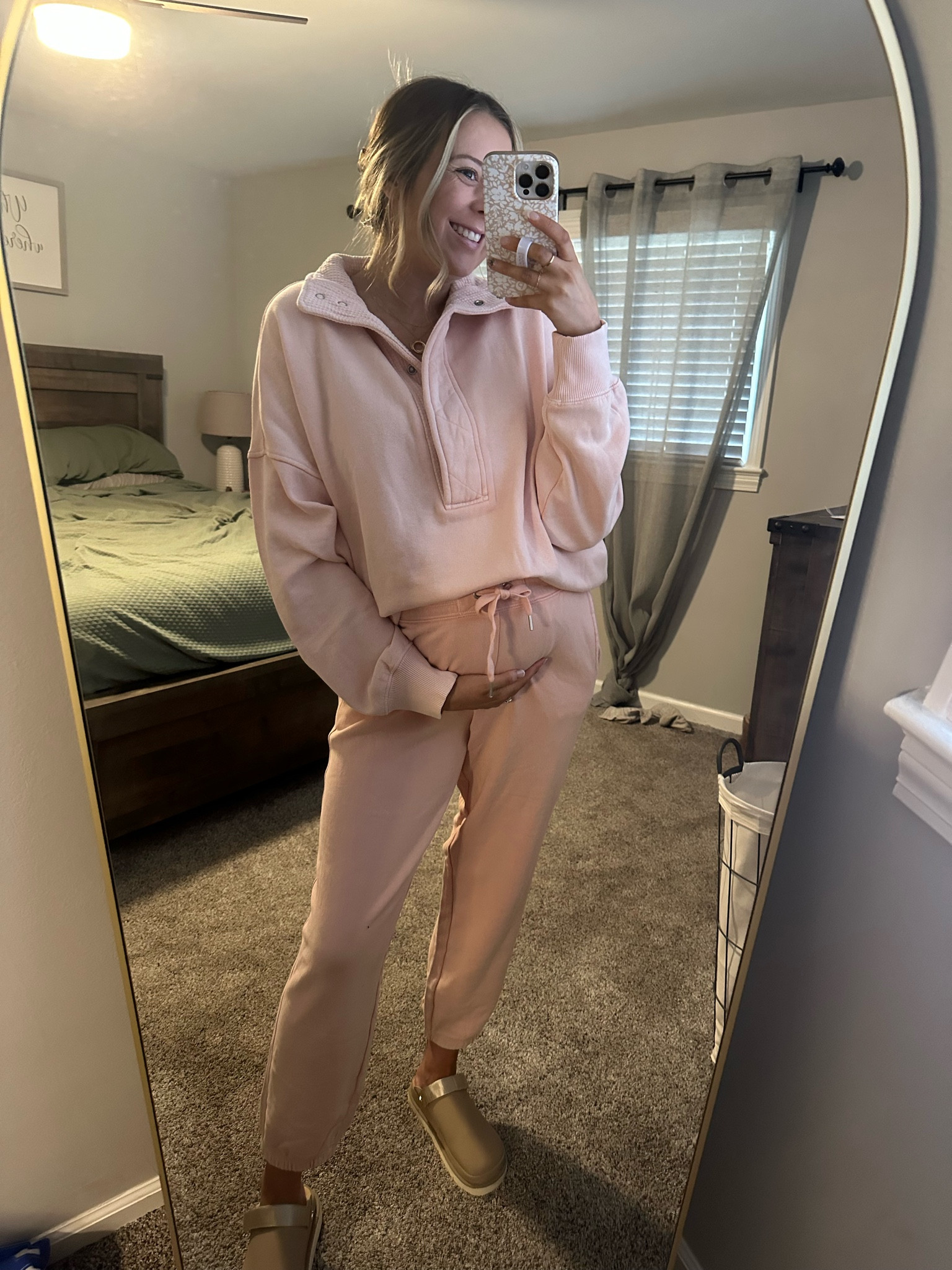 Another one of my fav Christmas gifts! Aerie sets are the best! 
Two piece set, aerie set, lounge set, athleisure, bump friendly 

#LTKStyleTip #LTKWatchNow #LTKBump