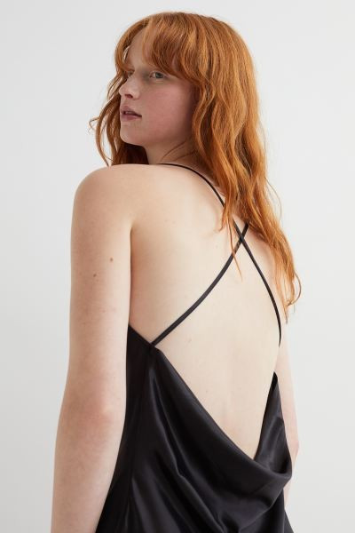 Short satin dress | H&M (UK, MY, IN, SG, PH, TW, HK)