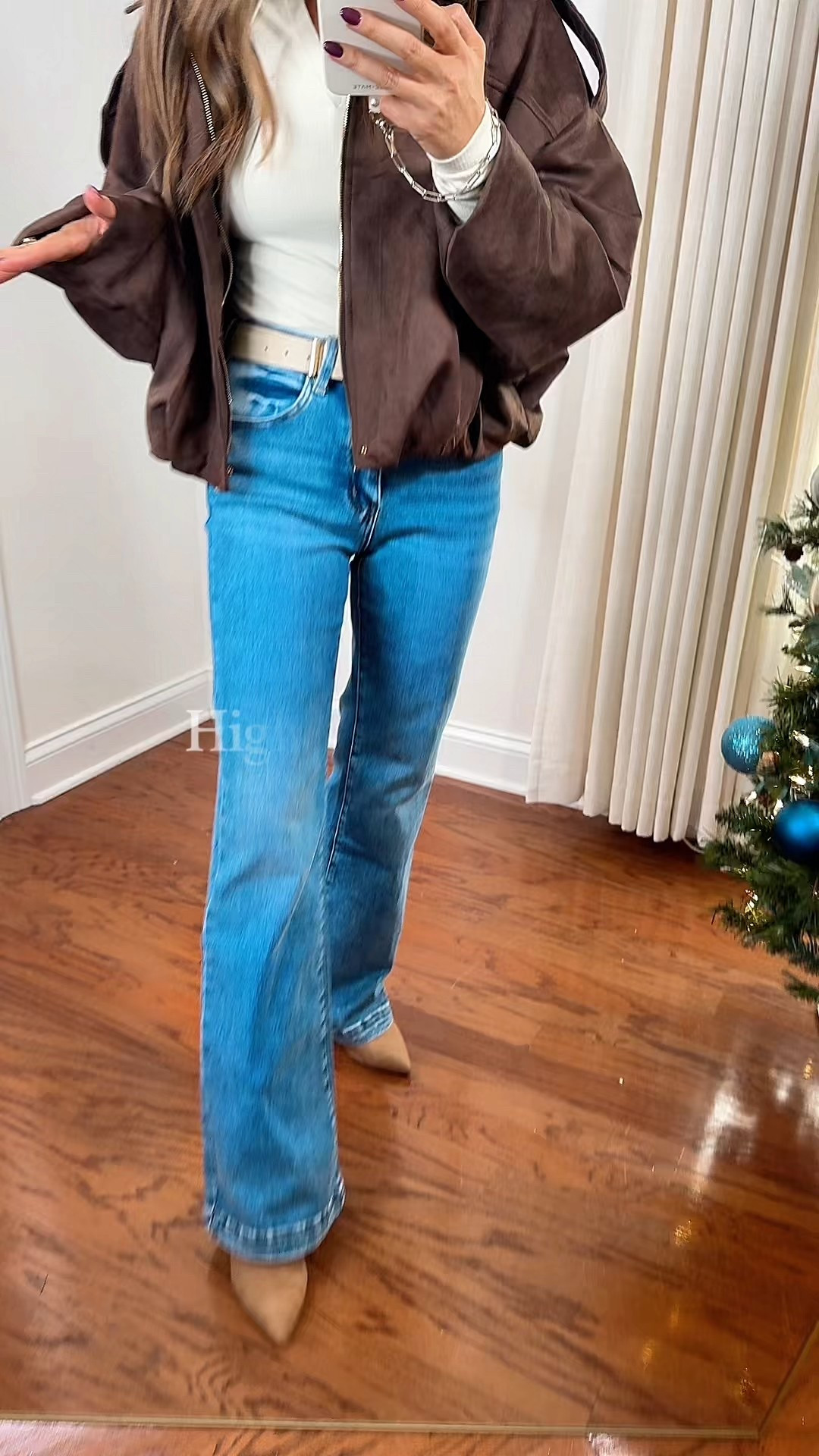 These Wide Flare Jeans Give Legs for Days + Perfect Everyday Mom Style

If you love a jean that makes you feel instantly put-together, these Kancan High Rise Wide Flare Jeans are IT 💕 The high rise keeps everything smooth and supported (no bending-over worries), and the long flare leg gives that super flattering, elongated silhouette we all love. Perfect with sneakers for errands, a sweater for school pickup, or a cute top for date night.

I’m in my mom-on-the-go era, and these jeans check every box: comfy, structured, flattering, and easy to dress up or down. If you’ve been wanting a denim refresh that works for everyday life, these are such a solid add to your closet!

💕 Fit: high rise
💕 Flattering flare leg
💕 Soft, comfy, everyday denim
Grab them while they’re on sale! ✨

	1.	High Rise Flare Jeans
	2.	Everyday Mom Outfit
	3.	Kancan Denim Women

#TikTokShopCreatorPicks
#CreatorPicksAmbassador
#TikTokShopBlackFriday

#FashionMomStyle
#FlareJeansOutfits

@Kancan Shop 

#LTKHoliday #LTKCyberWeek #LTKmomlife
