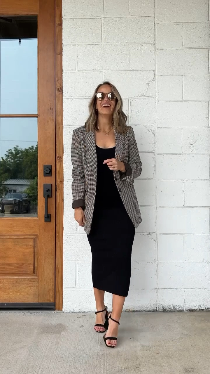 Very much in a blazer mood lately. It completes so many looks! I have a size 2



#LTKxNSale #LTKSeasonal #LTKworkwear