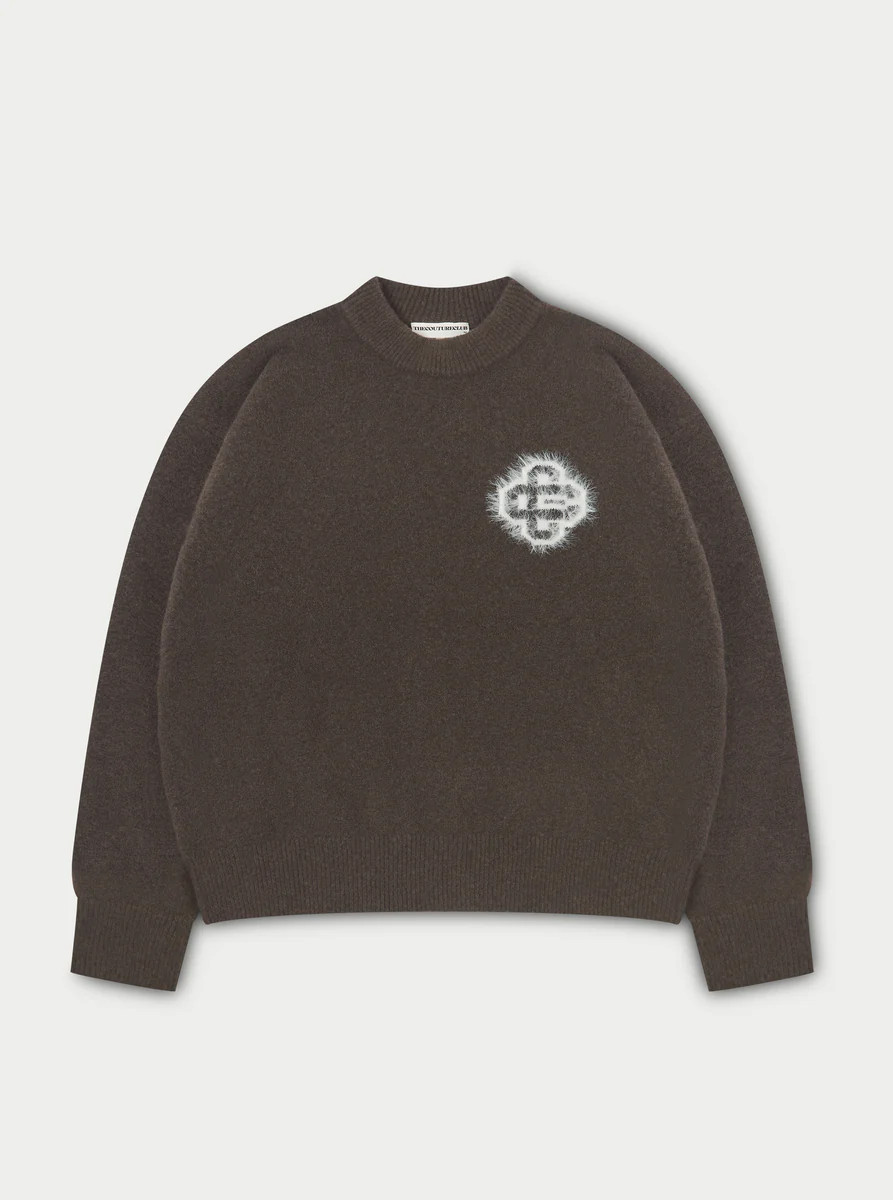 FLUFFY EMBLEM KNITTED CREW - BROWN | The Couture Club