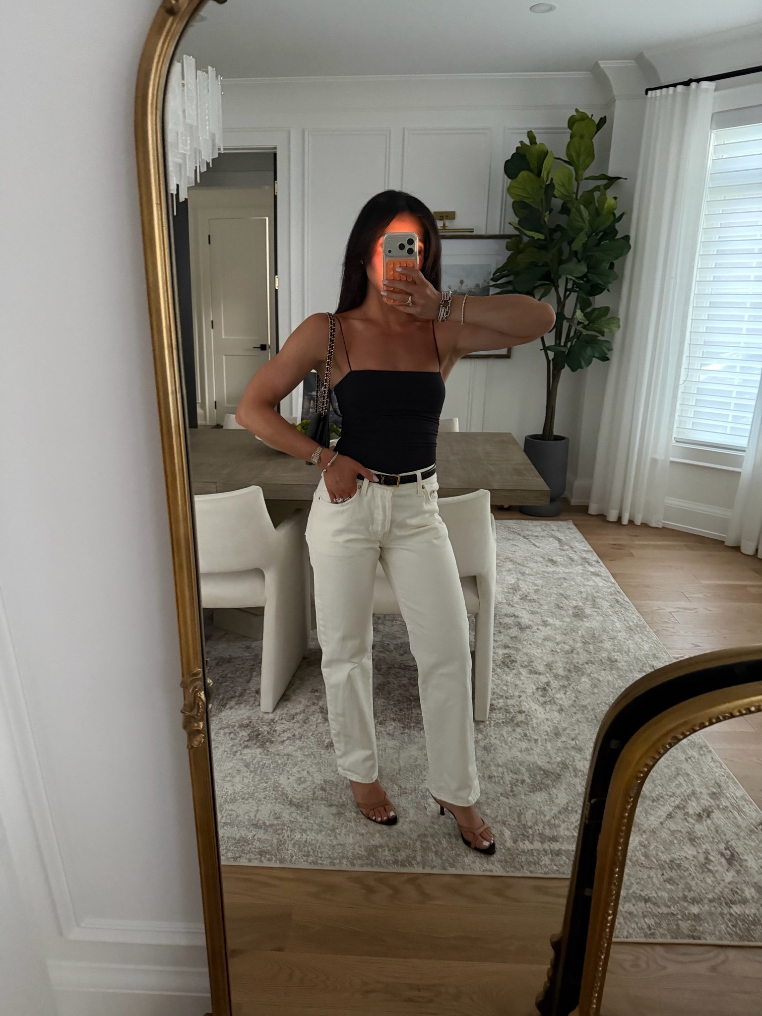 Tonight’s look 🤍