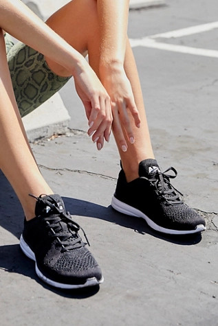 APL Techloom Pro Trainer | Free People (Global - UK&FR Excluded)