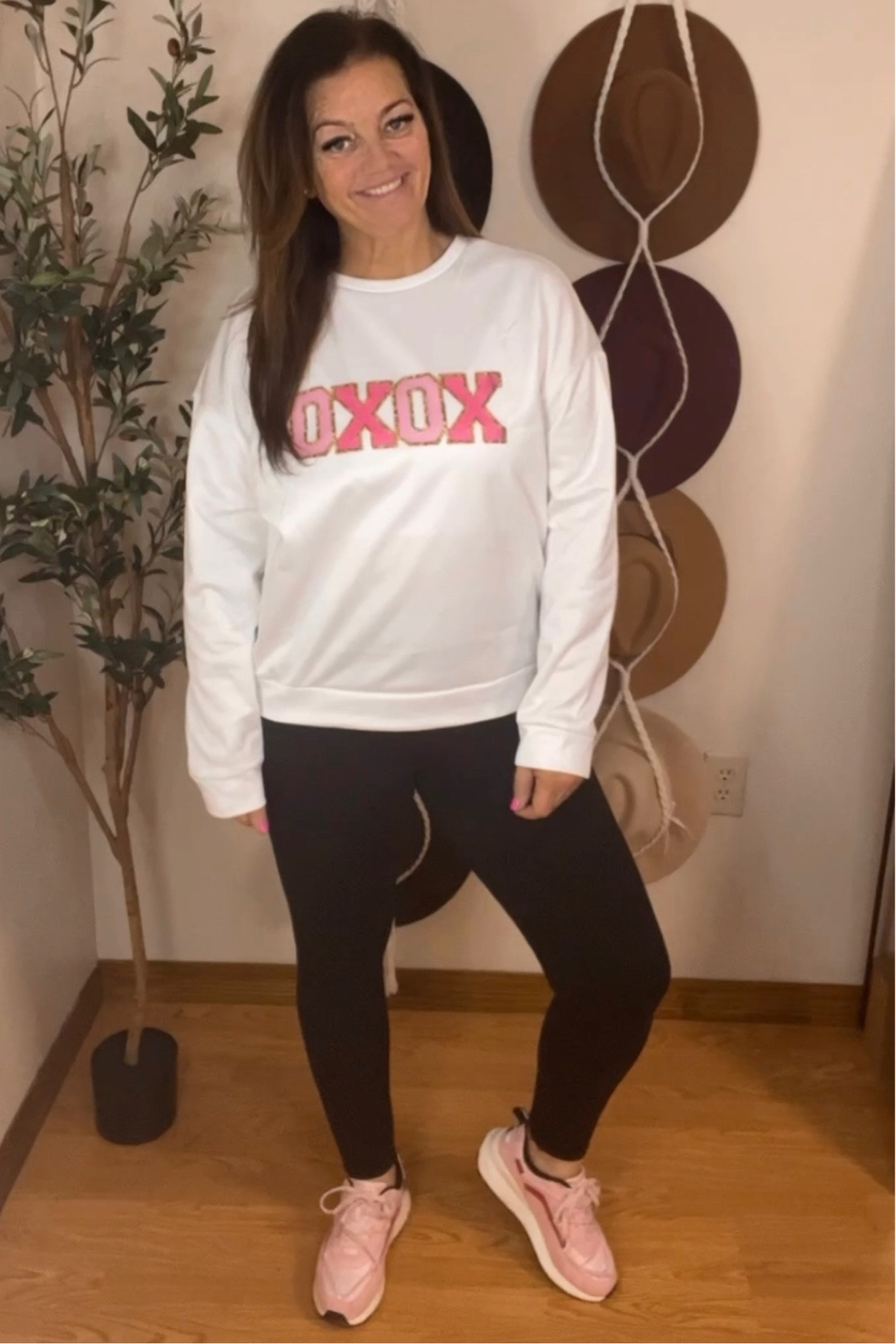 How dang cute is this sweatshirt?!?! It’s so soft and fits oversized. #winteroutfit 

#LTKMostLoved #LTKSeasonal #LTKstyletip