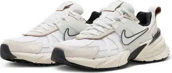 V2K Run Sneaker (Women) | Nordstrom