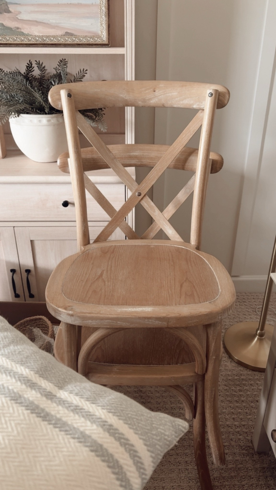 Cute cottage style dining chairs. Very lightweight and come in multiples colors. Mine are the “natural white grain” finish. Super affordable Amazon find!