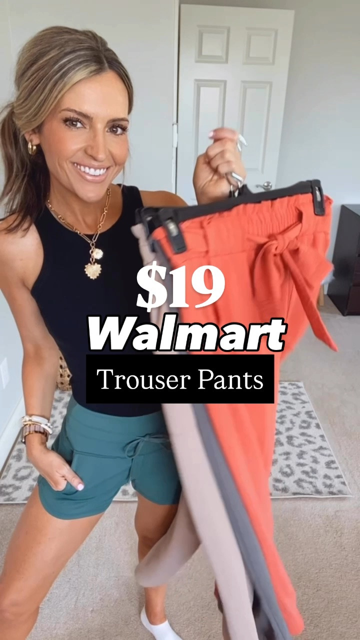 The cutest wide leg trouser pants! Paper bag style waistband with adorable tie waist 🤩 extremely comfortable and flattering! Comes in 28 color options! I’m wearing my true size small, I’m 5’5"

#LTKWorkwear #LTKPetite #LTKootd