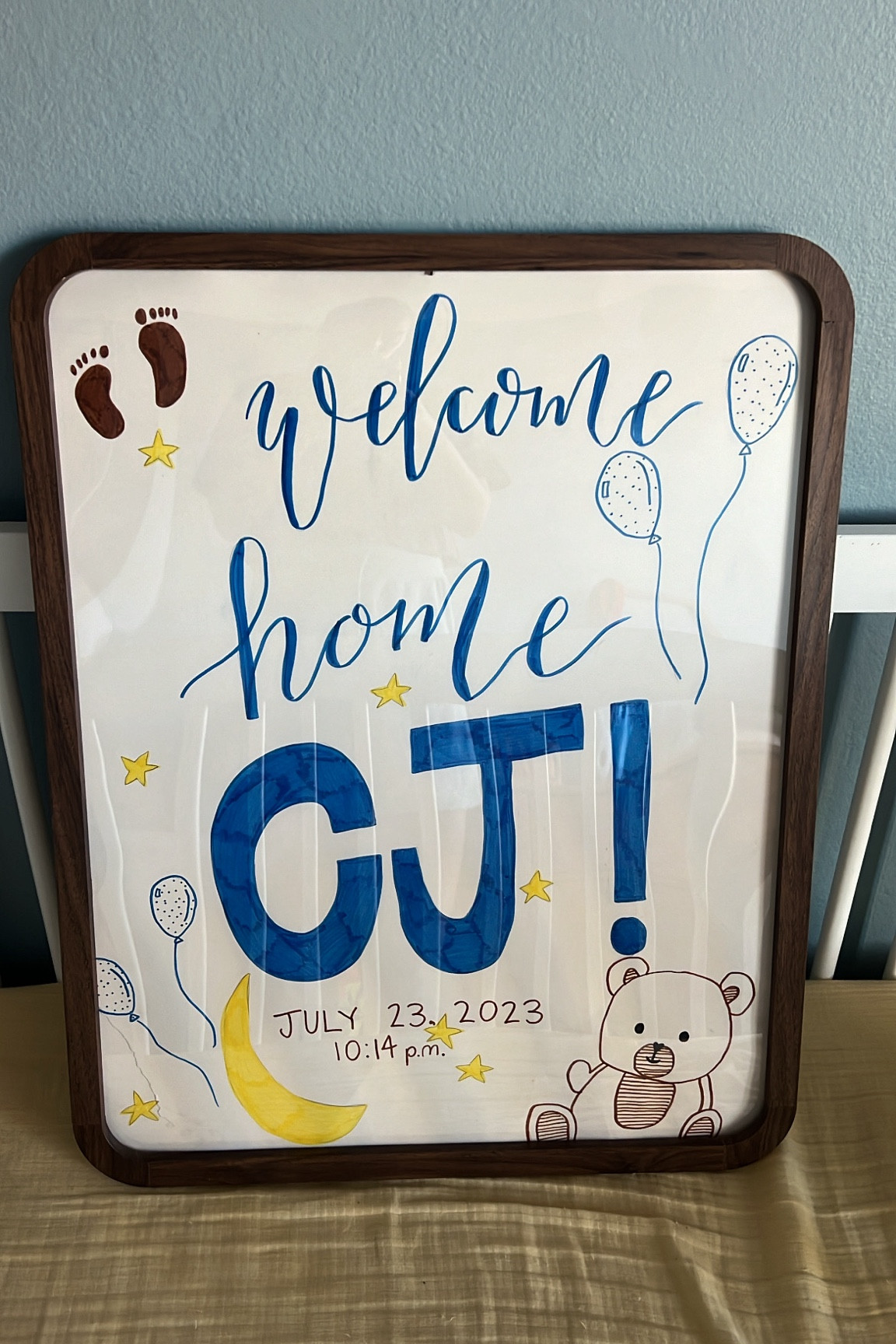 The cutest $20 picture frame from Walmart! Can do two different sizes, curved corners, and beautiful dark wood color! 