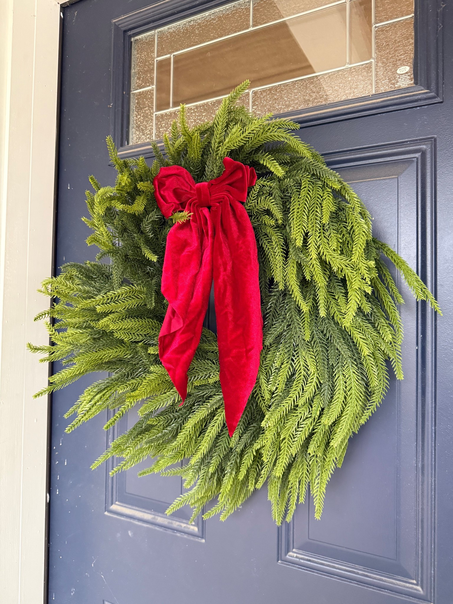 Perfect Christmas wreath! Looks amazing on the front door, window, or wall. Also a cute velvet red bow which is a hair bow but way easier to clip on!

#LTKHoliday #LTKSeasonal #LTKHome