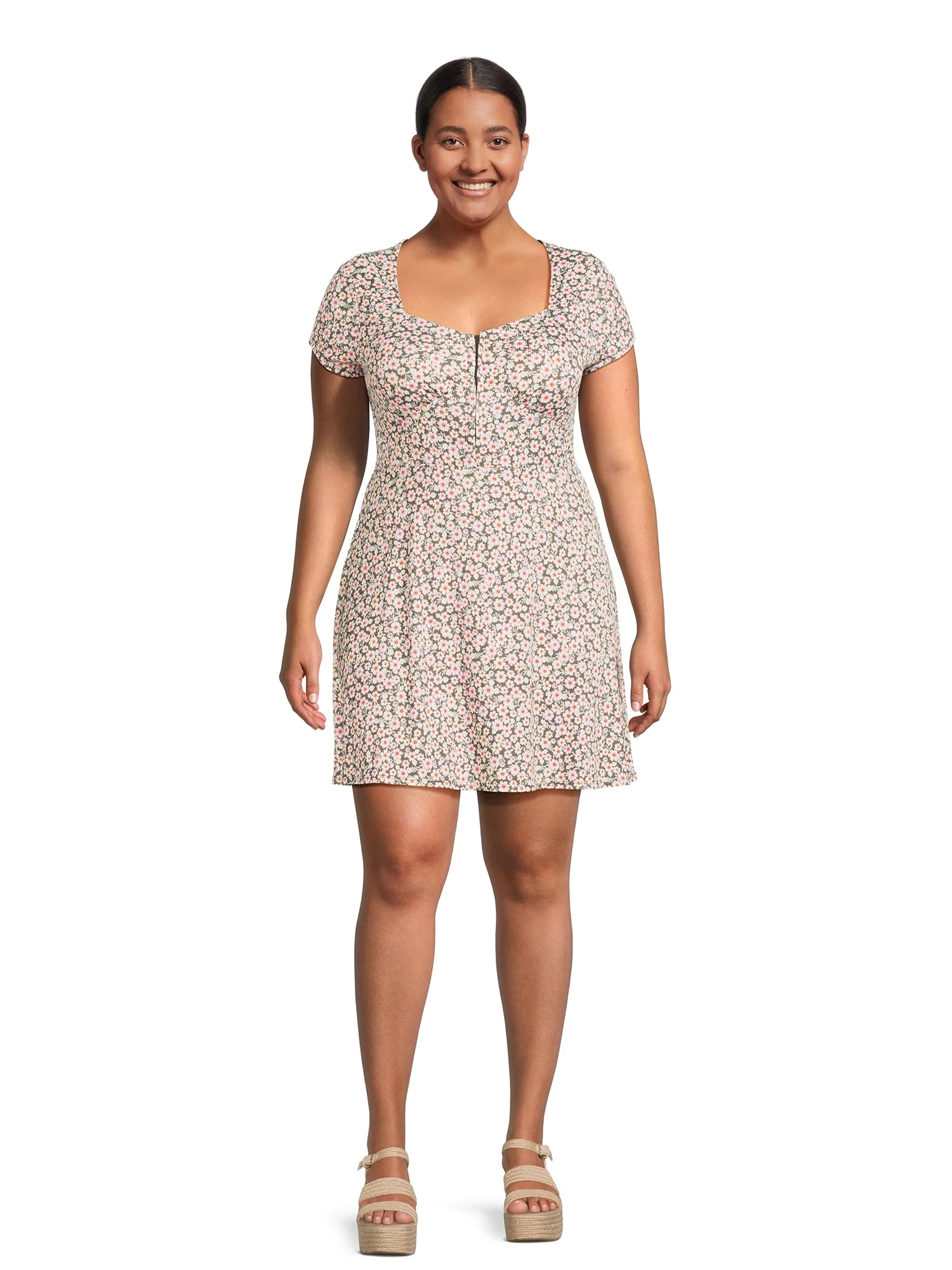No Boundaries Juniors Plus Size Sweetheart Mini Dress, Sizes 1X-4X | Walmart (US)