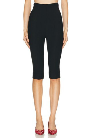JACQUEMUS Le Pantalon Capri in Black | FWRD 