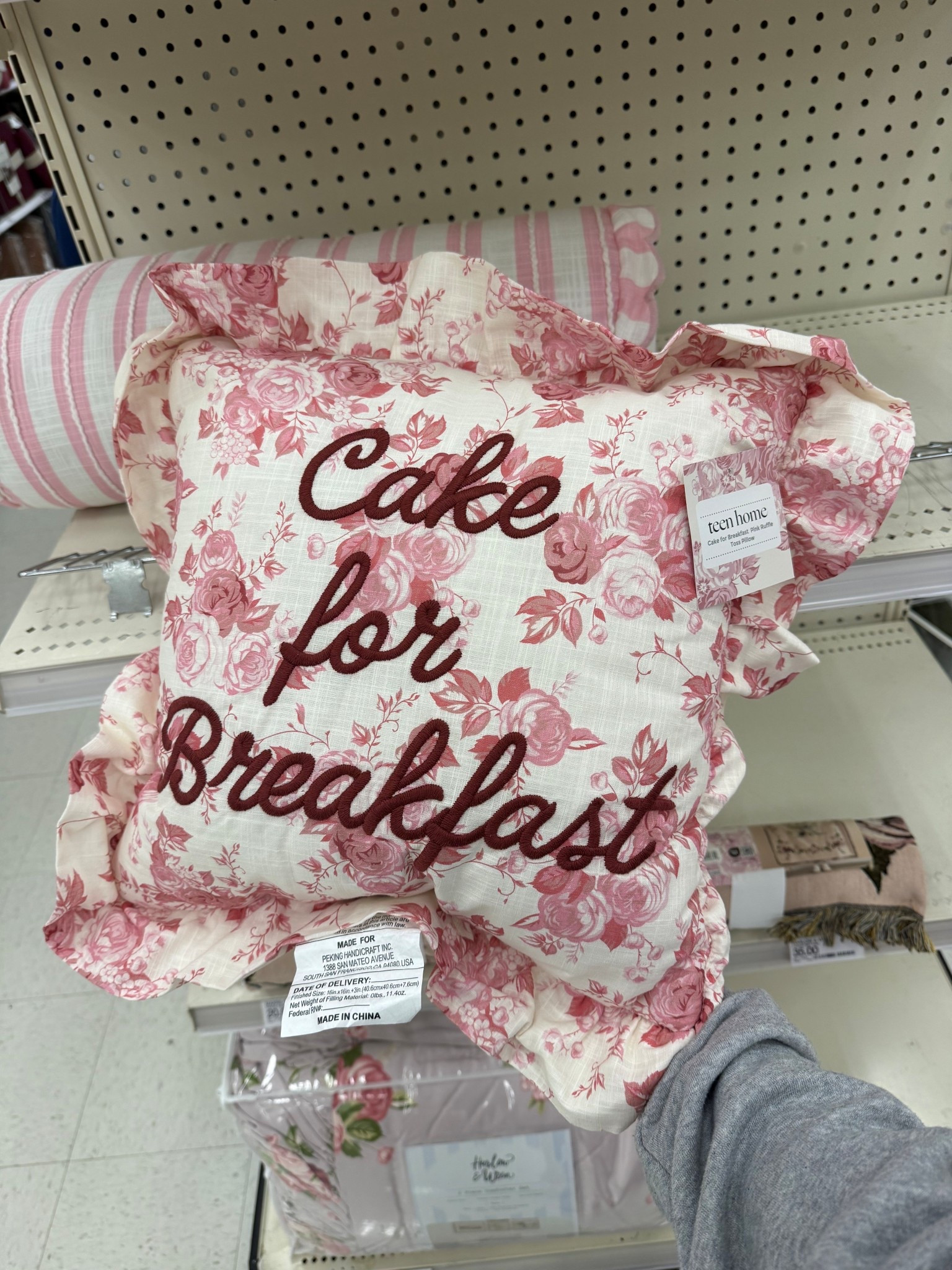 Top Target finds this week✨✨
•
so many new goodies spotted! The spring fashion is making its way in as well as fun home decor! 
•
•
#target #targetstyle #targetrun

#LTKSpringSale #LTKSeasonal #LTKootd