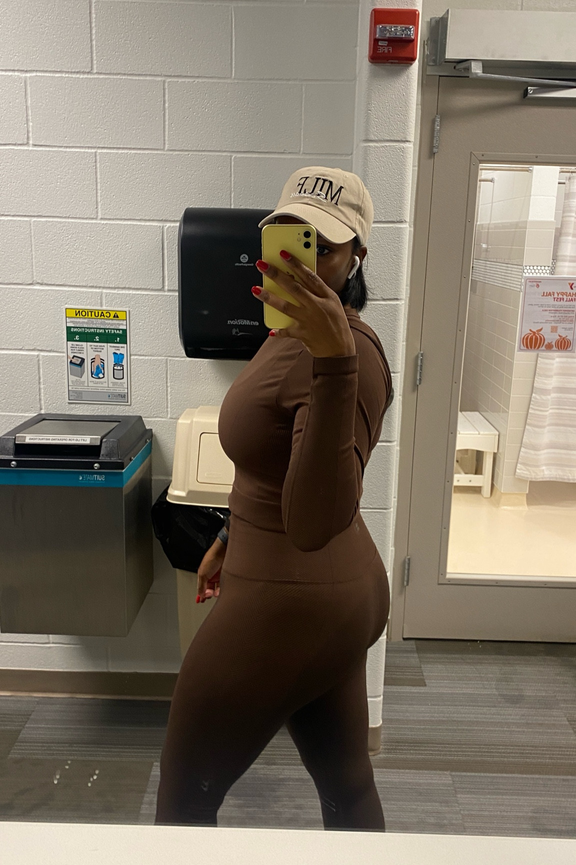 Fall outfits Expresso matching workout set

#LTKsalealert #LTKfitness #LTKmidsize