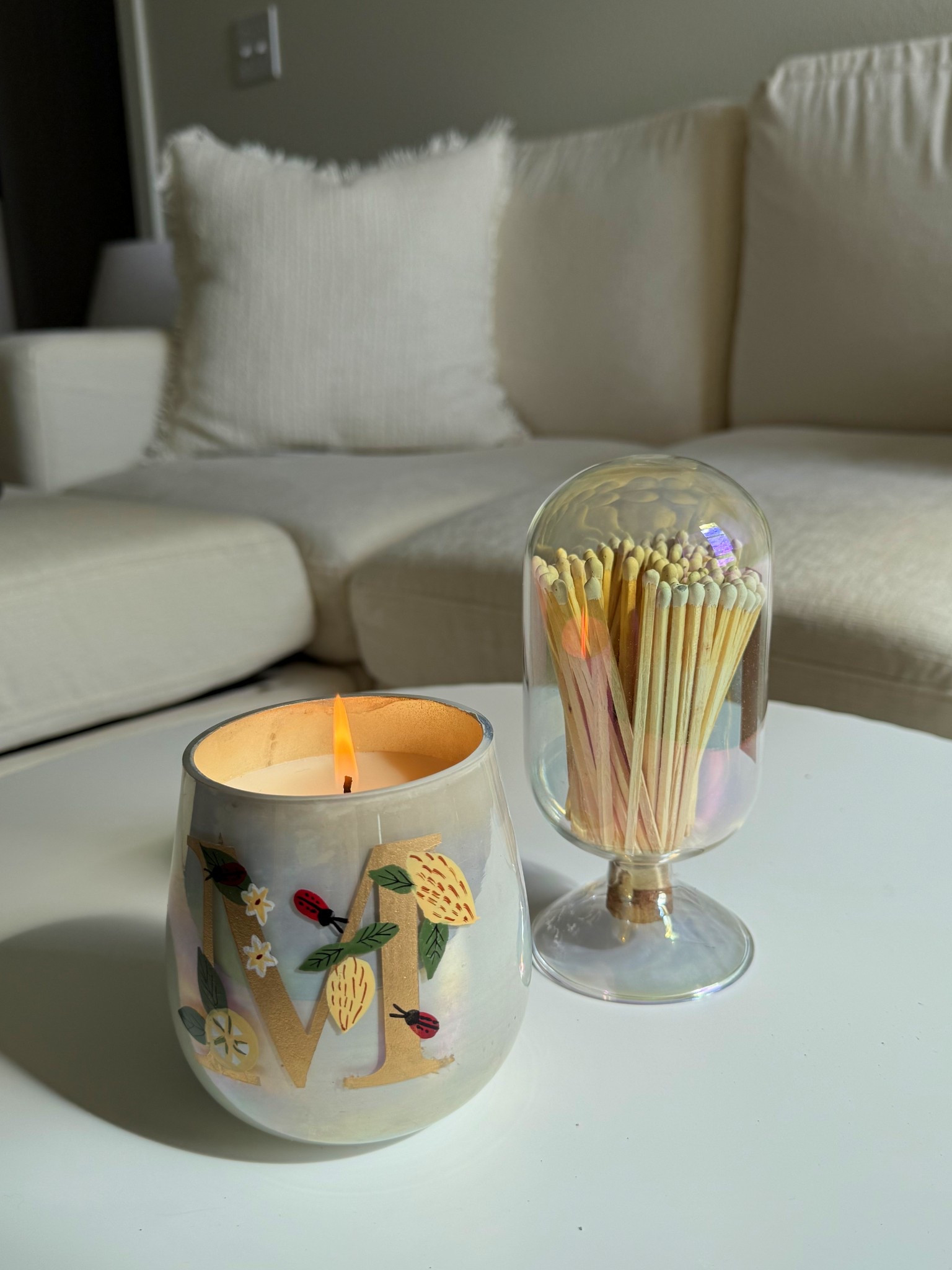 Absolutely obsessed with this candle/match stand combo🕯️