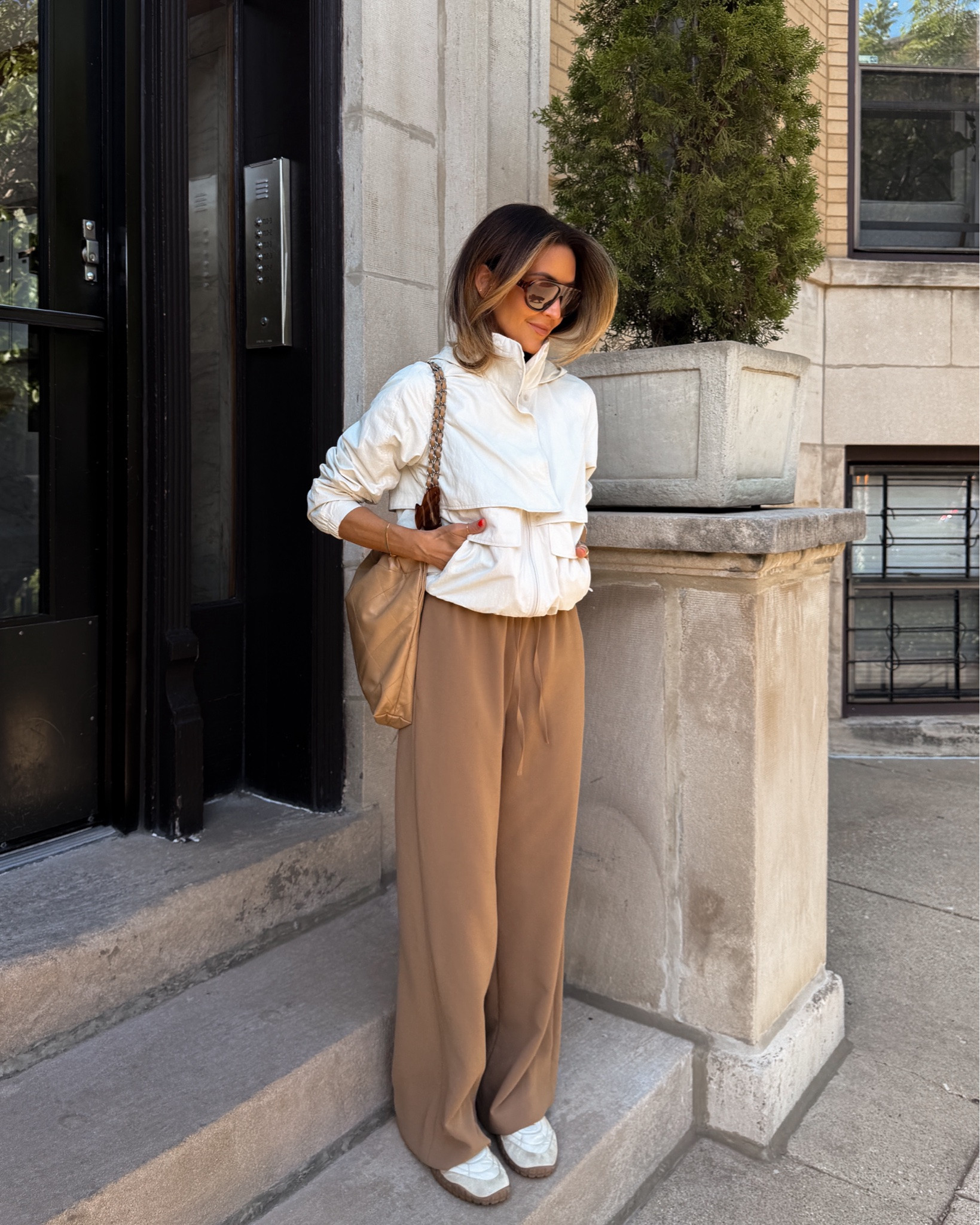My road trip outfit - wrinkle free pant I wear non stop and own it in 3 colos! Size small 
Windbreaker jacket size 4 - works as a rain jacket