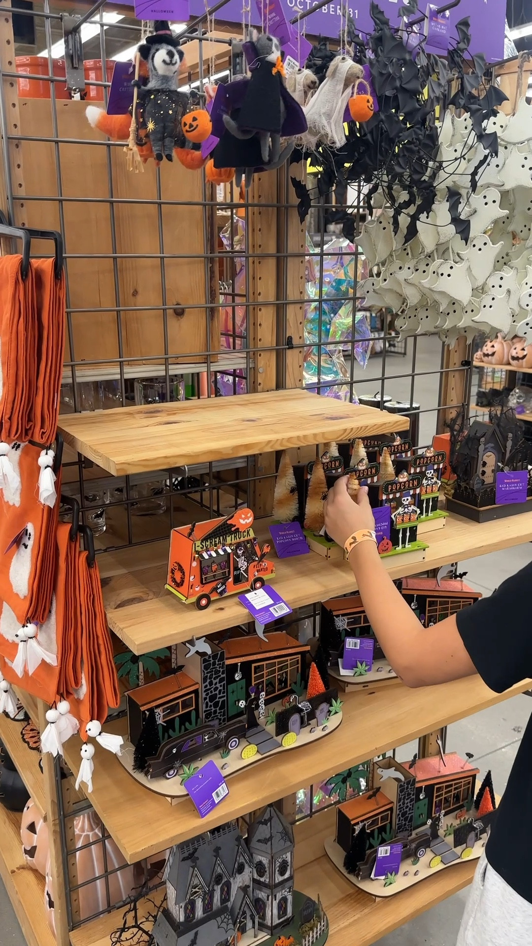 @worldmarket Halloween finds !! 

#LTKSeasonal #LTKFamily #LTKFindsUnder50