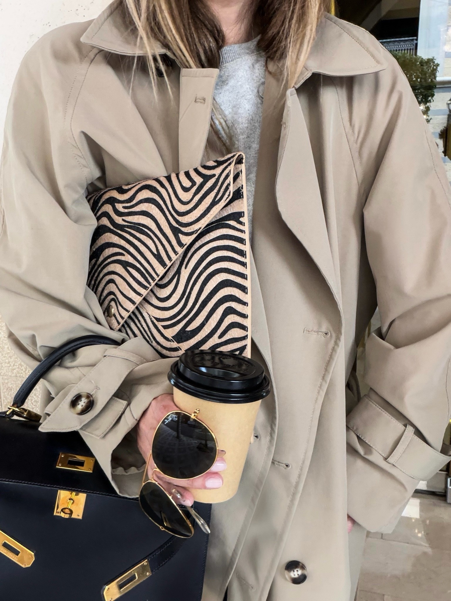 Finds I’m texting my friend about

Fall outfit Inspo, fall fashion fall transition outfit, transition outfit, fall errands outfit, coats, boots, fall sweater, fall fashion, fall outfit inspo, thanksgiving outfit