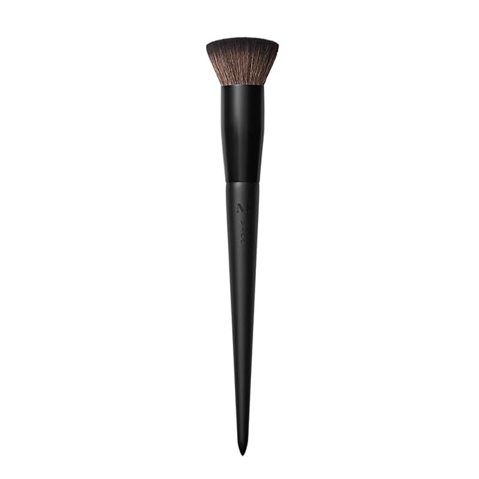 Morphe Pro Flat Top Primer & Foundation Brush - Precision Makeup Brush for Liquid or Cream Makeup... | Amazon (US)
