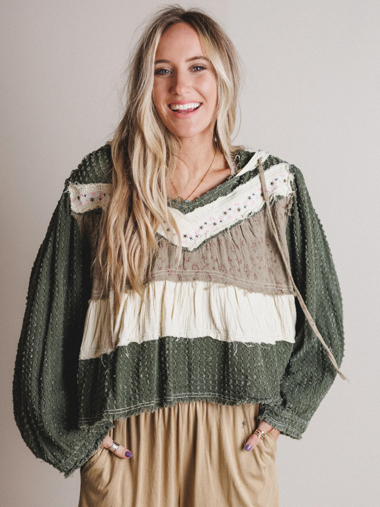 Peace Beam Top - Olive | Three Bird Nest