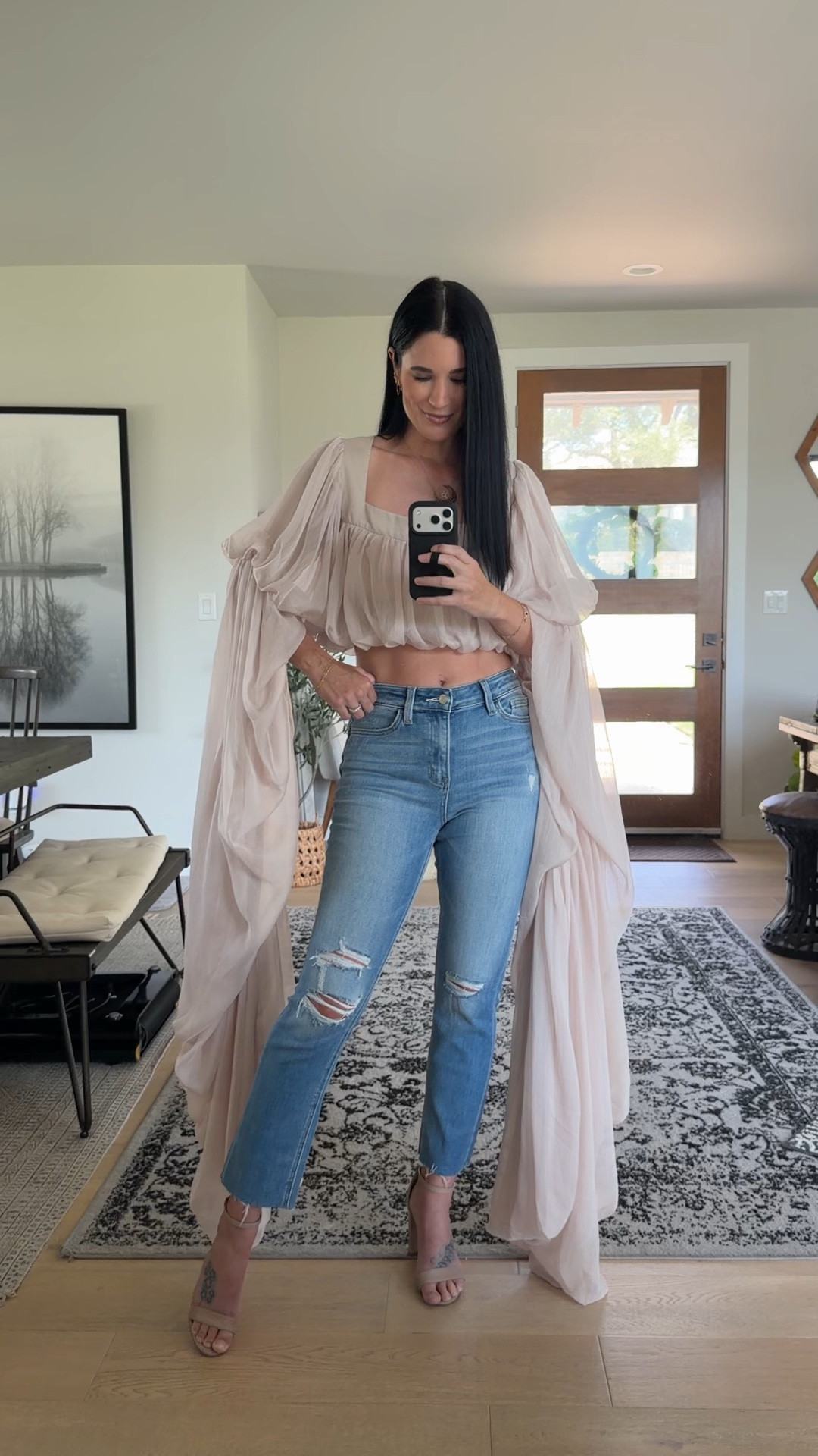 This @AKIRA  top is STUNNING!!! I’m in the size small.