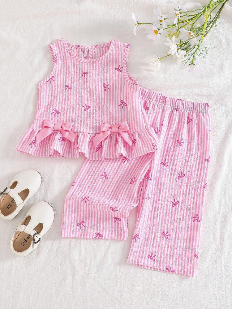 SHEIN Vintaside Kids 2pcs Baby Girl Summer Fashionable, Simple And Cute Pink Checkered Print Vest With Bowknot Decor Top And Matching Checkered Print Pants Set, Suitable For Outdoor, School, Travel Wear
4.99
(1000+)
 | SHEIN