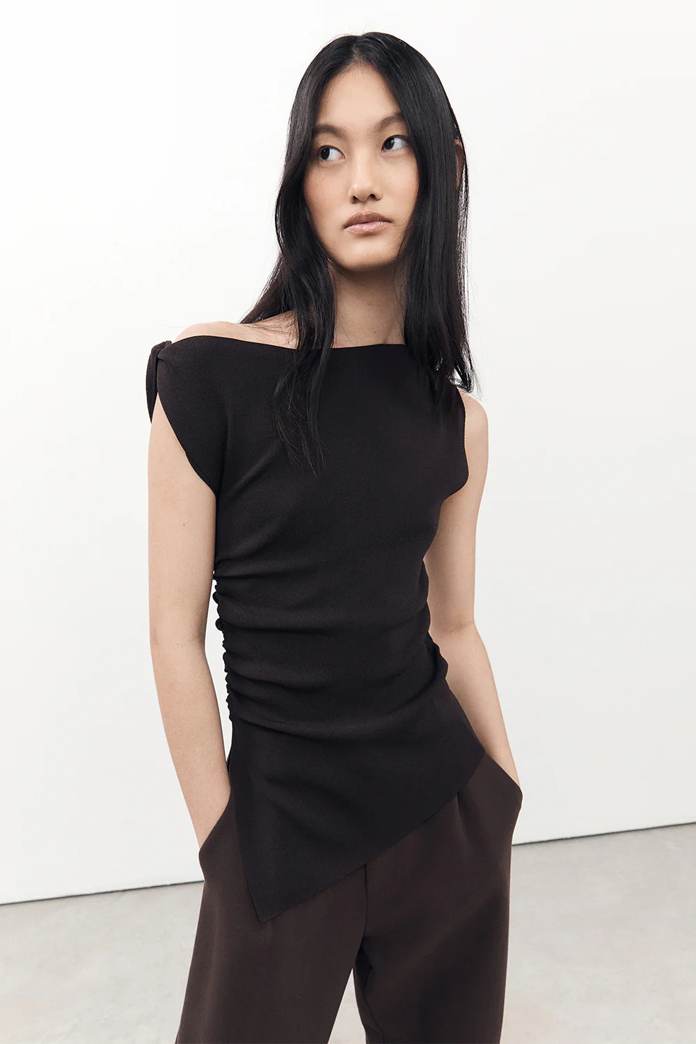 POPPY BITTER CHOC ASYM LONGLINE TOP | DISSH