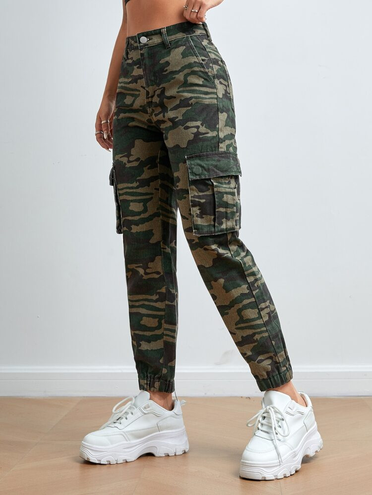 SHEIN PETITE Camo Print Flap Pocket Cargo Jeans | SHEIN