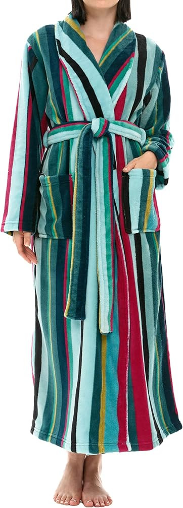 Alexander Del Rossa Plush Robe for Women, Long Fleece Winter Bath Robe, Plus Size | Amazon (US)