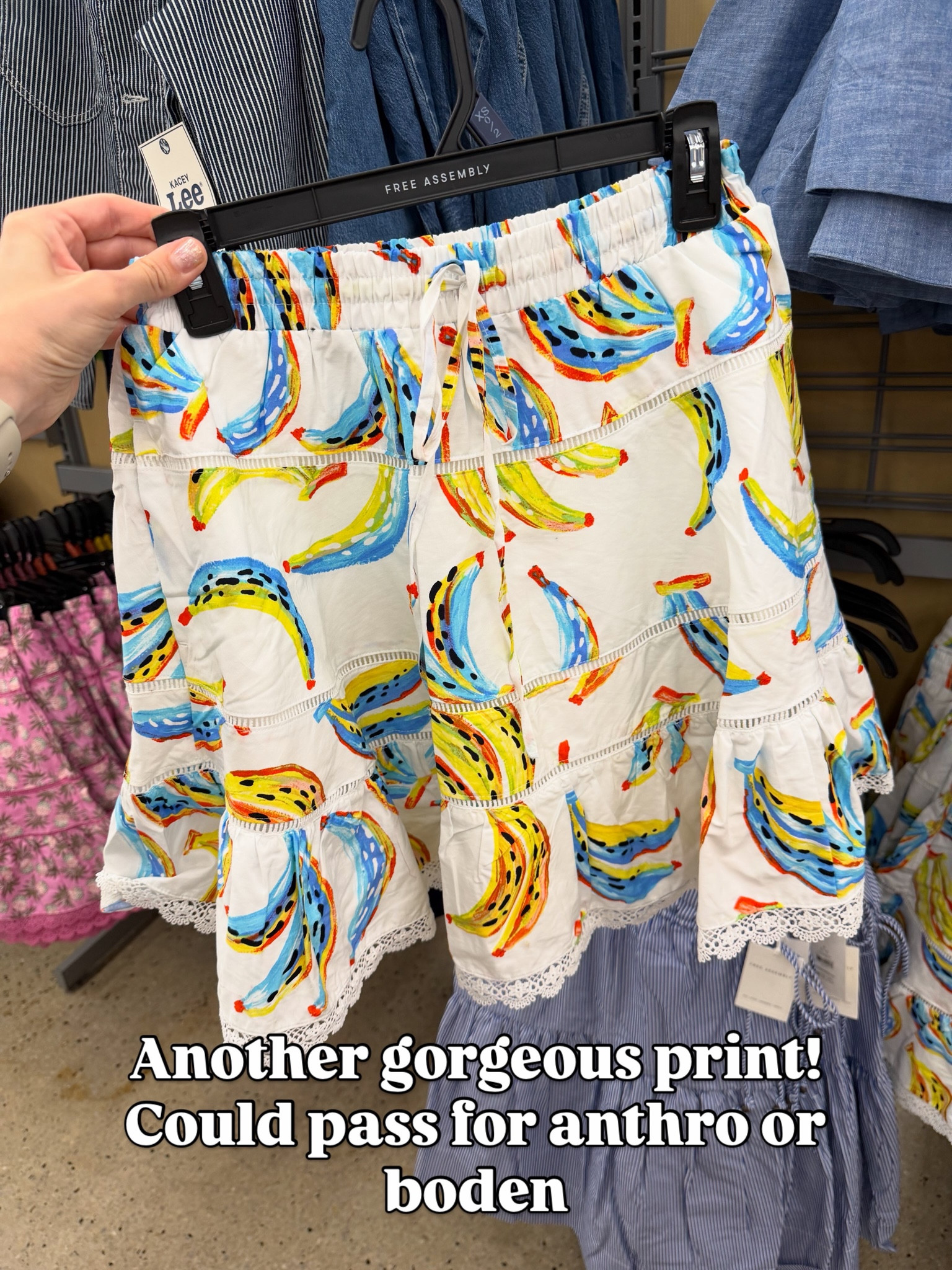 Mini skirt at Walmart, adorable print,  beautiful fabric and details #walmartfashion