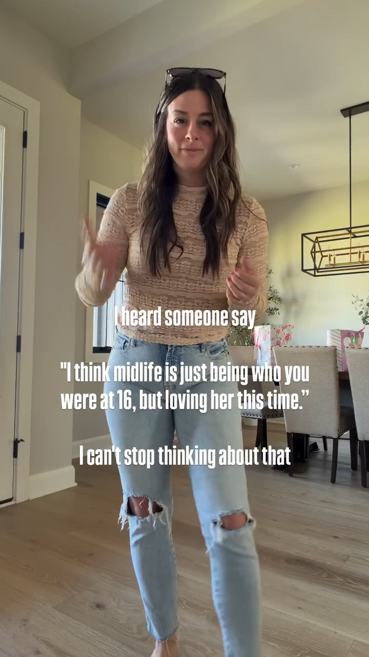 🌼☀️🫶🏼💋

Top is from French rooster
Jeans are old navy
Shoes are target 
Jewelry is Meghan bo design 

#LTKdayinmylife #LTKgrwm #LTKootd