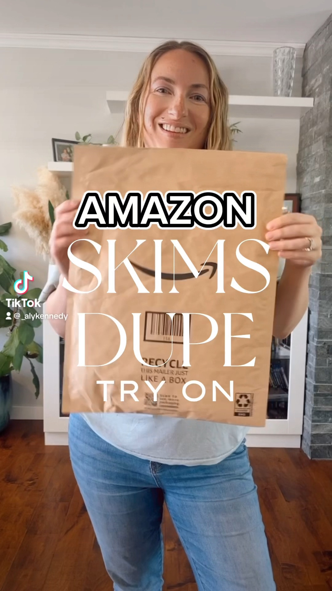 Amazon style, skims dupe, bodysuit, style a bodysuit, bodysuit dupe, amazon finds, summer style, fall style, fall transition 

#LTKstyletip #LTKFind #LTKsalealert