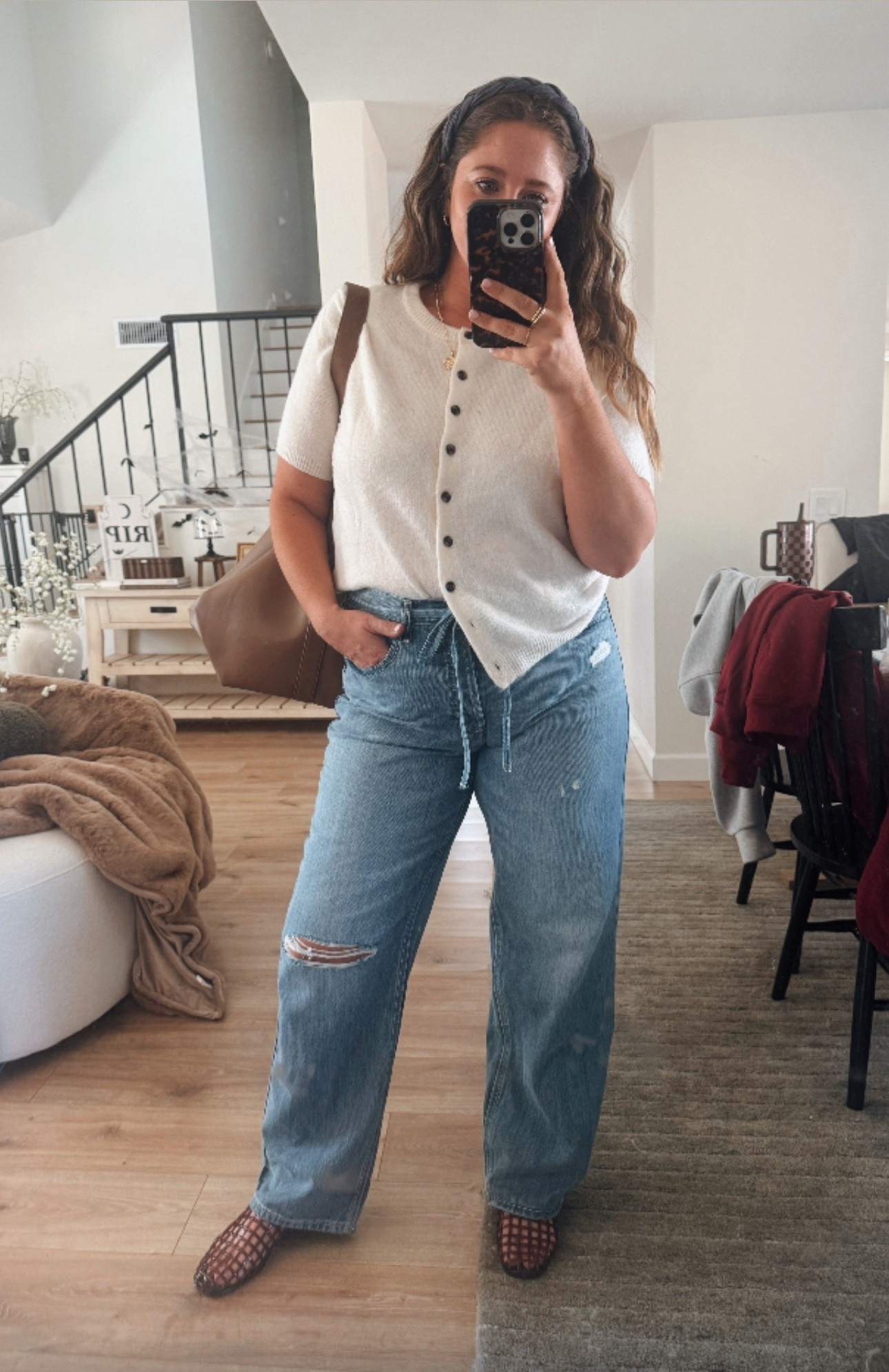 Weekend outfit. These target jeans aren’t available anymore which is such a bummer but I linked another pair with the same cut!.
. 
This sweater is so soft and I love the longer short sleeves for this transitional time of year. 
.
Sweater : L
Jeans : 14 (I always size up for target jeans)

#LTKMidsize #LTKFindsUnder50 #LTKFamily