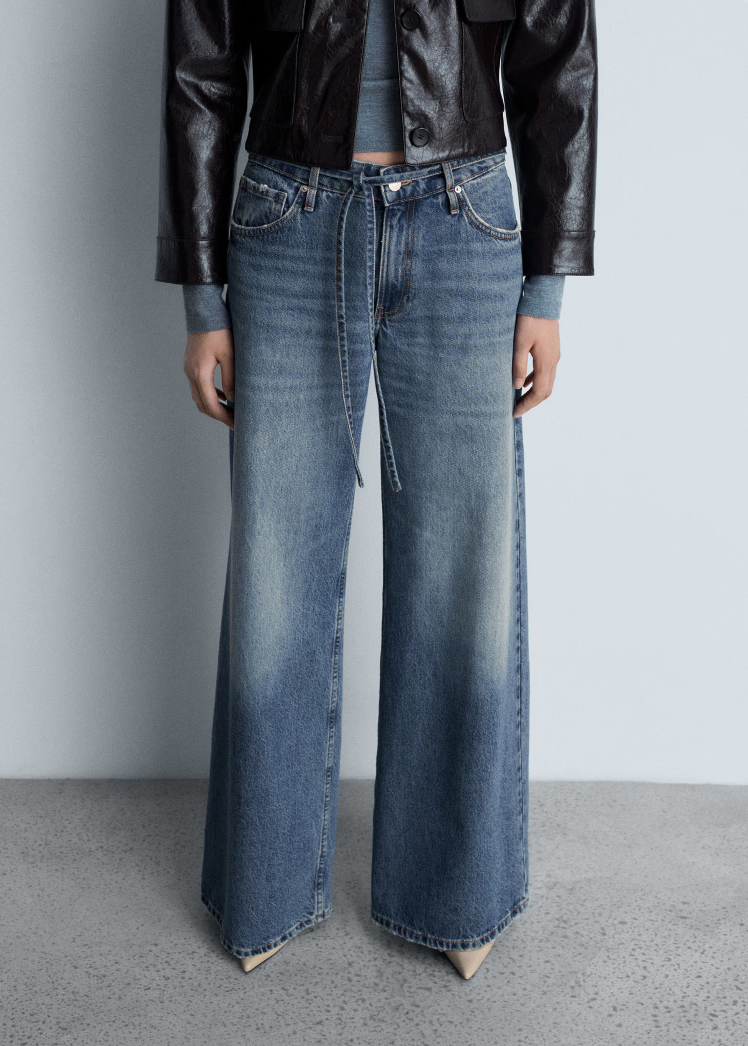 Low waist wideleg jeans | MANGO (UK)