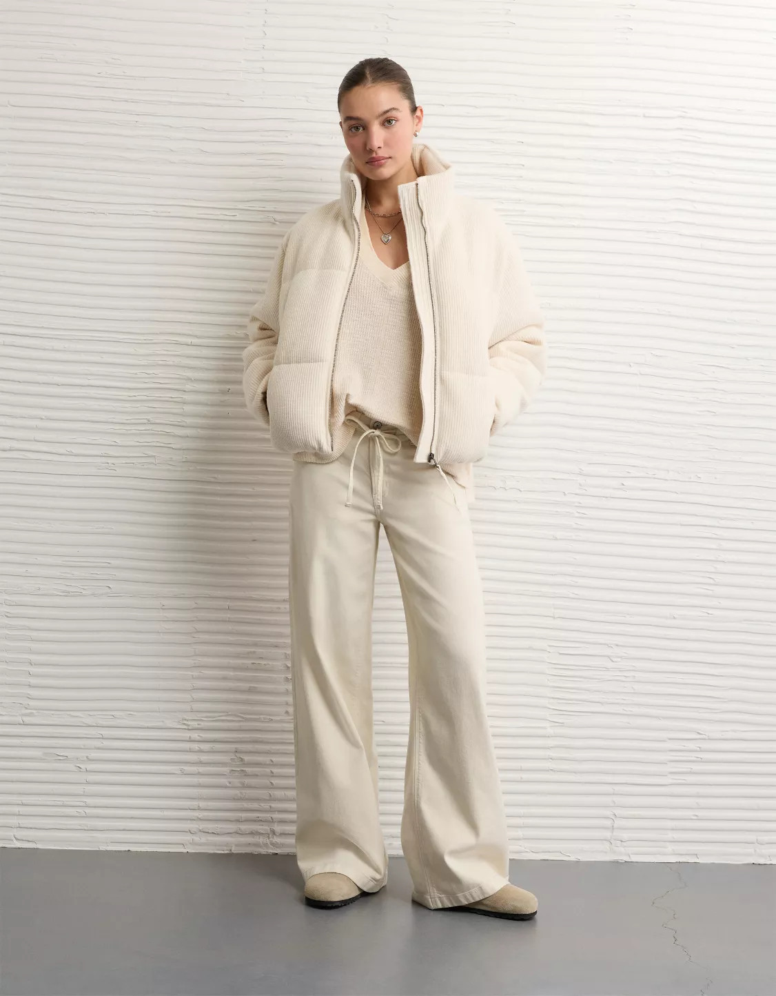 AE Cropped Puffer Jacket | American Eagle Outfitters (US & CA)