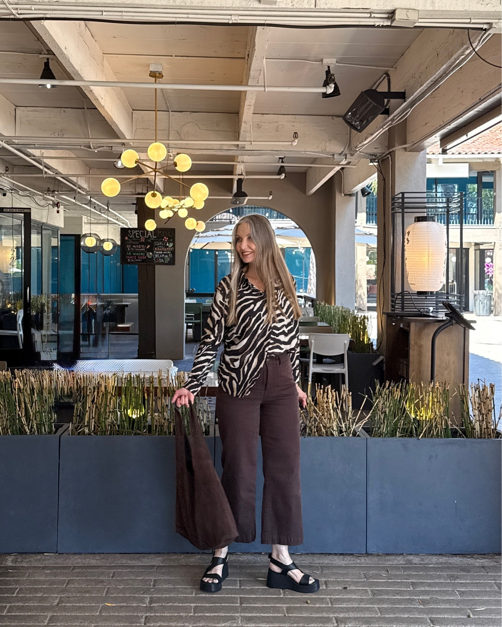 Safari prints are always a great way to transition from summer to fall! #zebra #animalprints #trending #summertofalltransition #suedebag

#LTKSeasonal #LTKOver40 #LTKootd