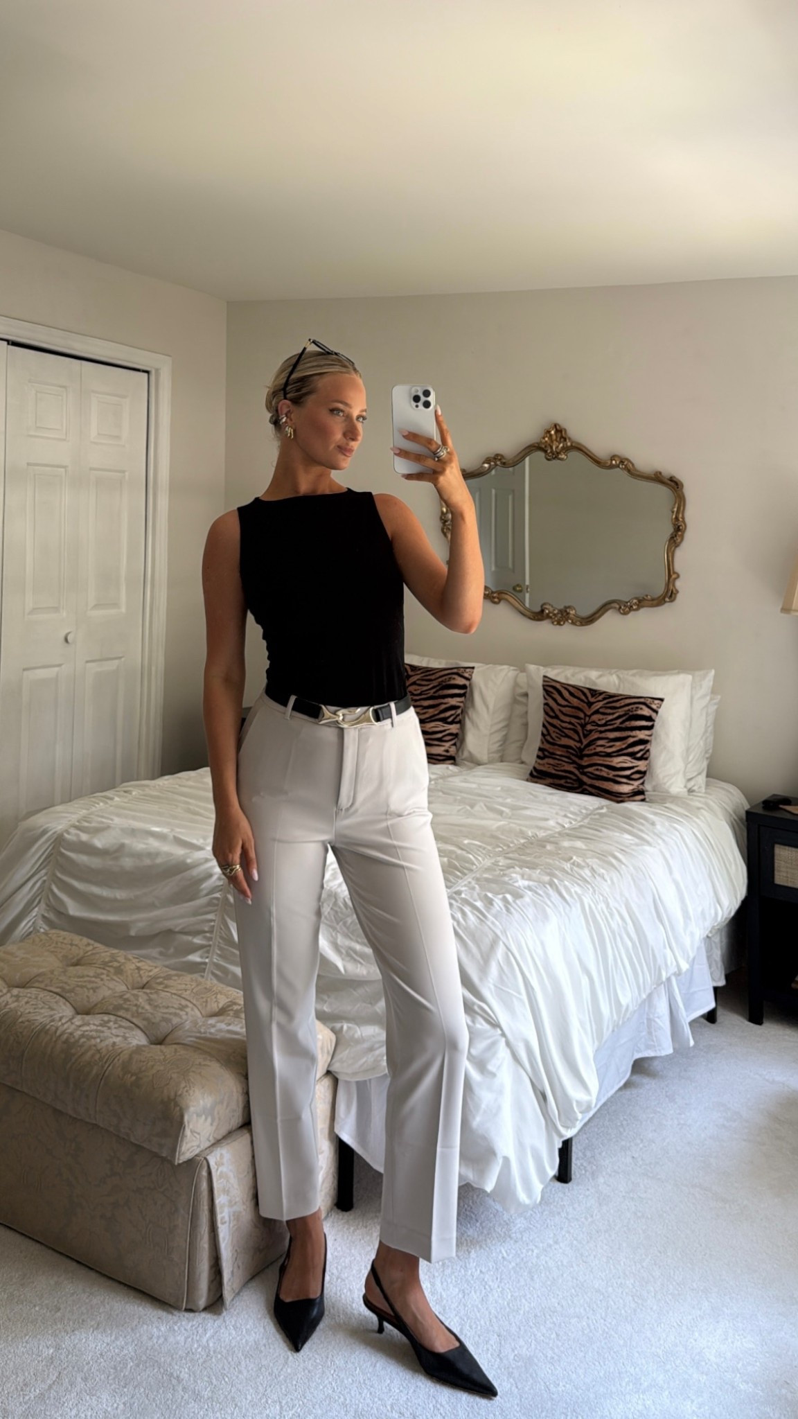 @Express #DressToExpress #ExpressPartner 