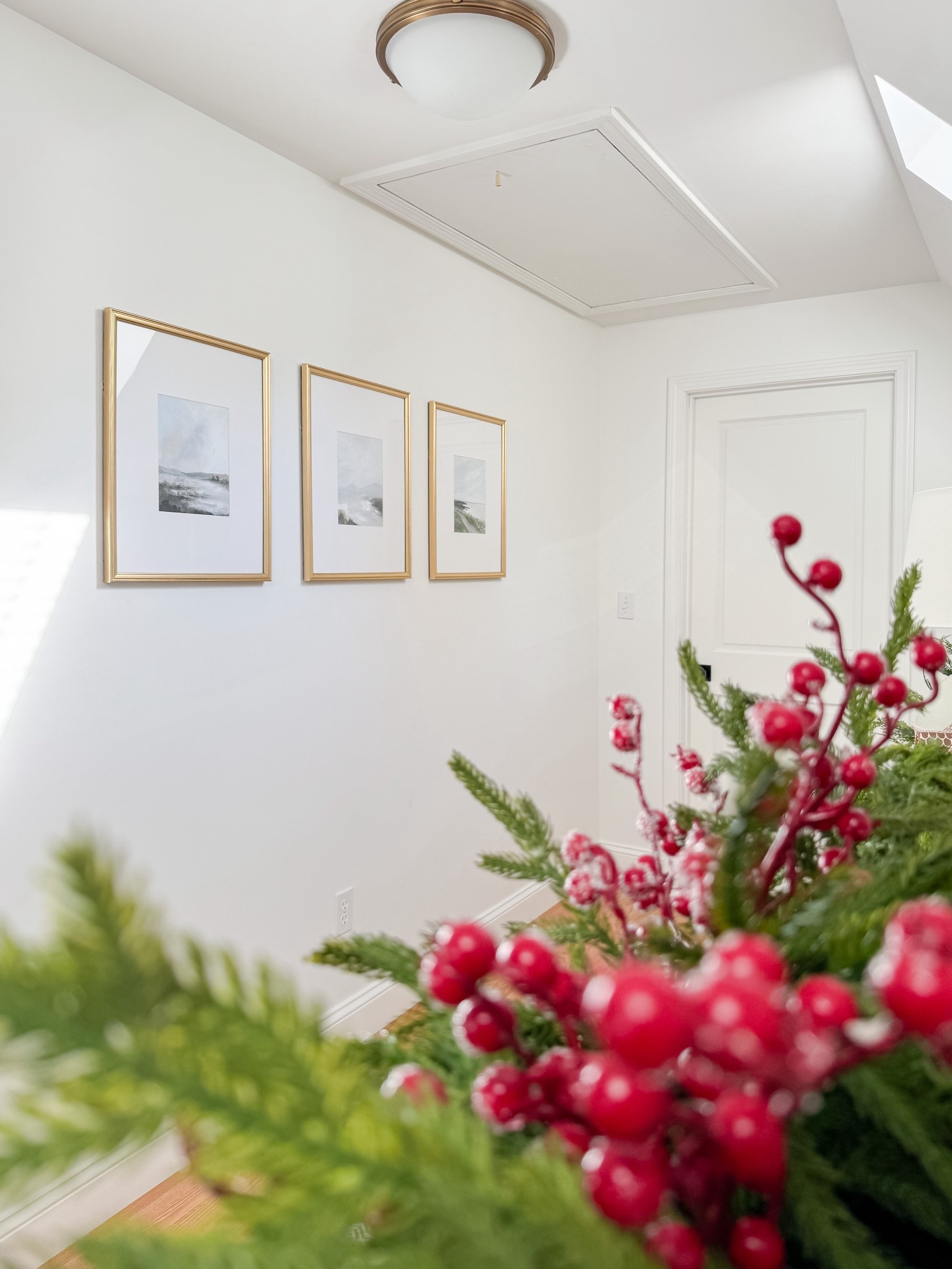 Console Table Christmas Styling Amazon finds coastal home neutral home neutral home finds natural home home savings home finds home decor home inspo sale alert home deals sherricalnanhome sherricalnan 


#LTKHome #LTKHoliday #LTKFindsUnder50