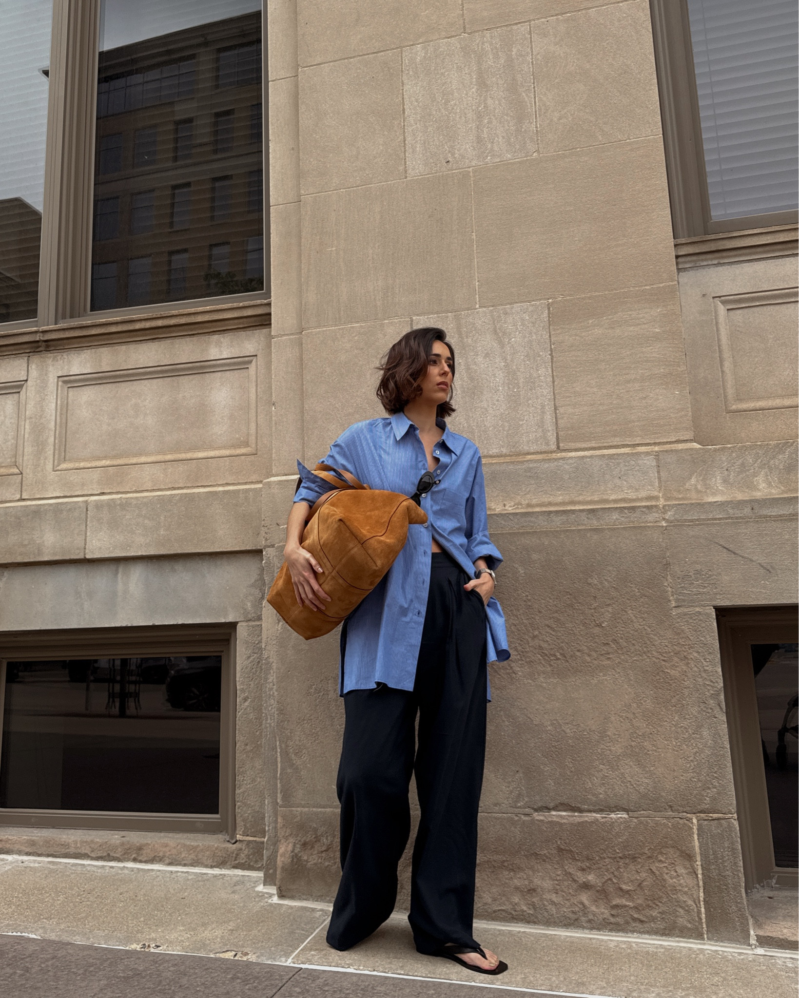 🚨👖 PETITES PSA: Found a pair of trousers that is PERFECT with flats (I’m 5’3” for reference) 

💙 NAT15 for $ off Jenni Kayne 

I love that these are full length and not “cropped” which usually end up a touch too short at an awkward point (tell me in the comments if you know what I’m talking about and have the same issue!) 

I am wearing my true to size (according to their size chart) and come in a few colors. They are beautiful quality and the texture and wide leg make them really special, I will be reaching for these for years to come!



👉🏽 Follow me @modeetchien for more 
daily outfit inspiration, helpful styling tips, and elevating your everyday style!

#jennikayne #jennikaynepartner
#minimalstyle #springknits #springknitwear #springsweater #stylingtips #styleinspo #2024fashiontrends #springfashion #springfashiontrends #howtostyle #effortlesschic #effortlesslychic #ootdinspo #springoutfits #oversizedstyle  #casualstyle #casualoutfitinspo #casualoutfitideas #coolmom  #minimalsandals #minimalstyle #widelegtrousers 

Spring knitwear, spring sweaters, how to style, how to wear, styling tips, Jenni Kayne, minimal style, effortless chic, outfit inspiration, spring knit, spring cardigan, cream cardigan, cropped cardigan, spring outfit inspiration, minimal style, strappy sandals, casual outfits, casual style inspo, daily outfits, cool mom style, elevated casual, short bob haircut, wide leg trousers 

#LTKStyleTip #LTKItBag #LTKSaleAlert