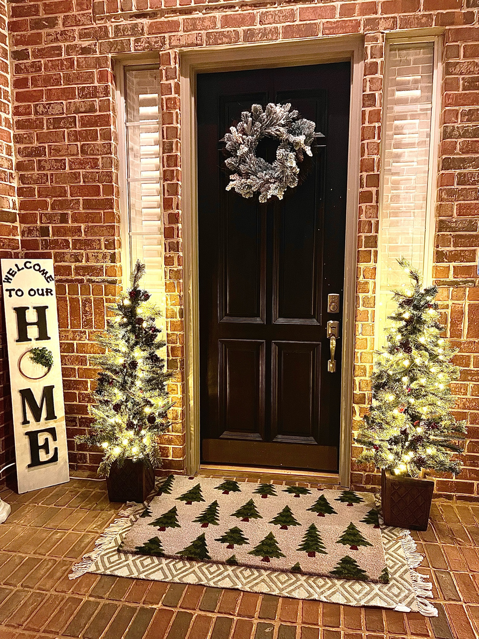 Front porch Christmas refresh! 

#LTKSeasonal #LTKHoliday #LTKHolidaySale