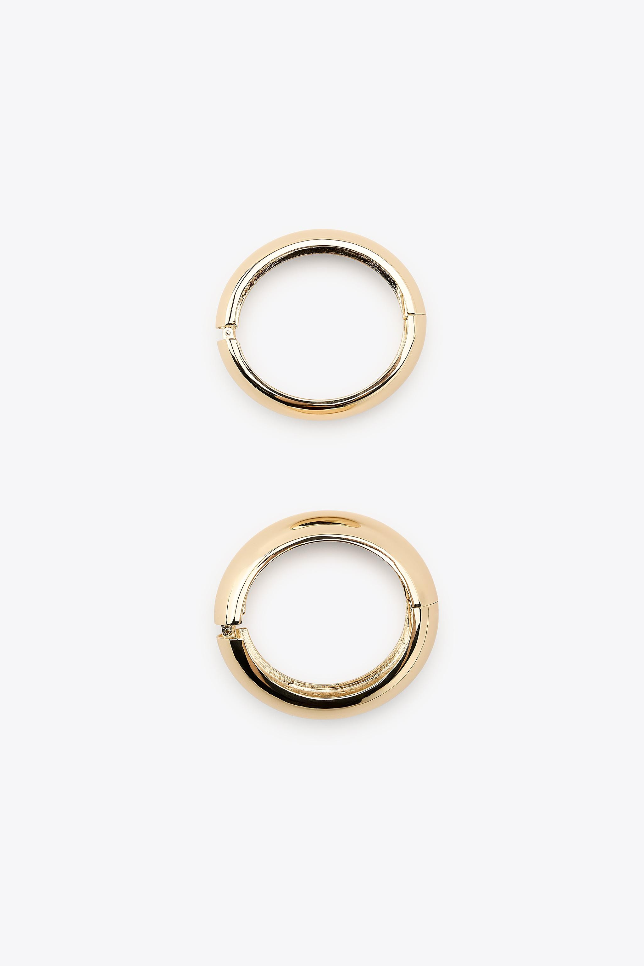 2-PACK OF EMBOSSED METAL BRACELETS | Zara UK